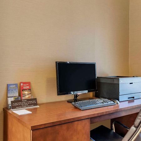 Comfort Inn & Suites Lincoln City Extérieur photo