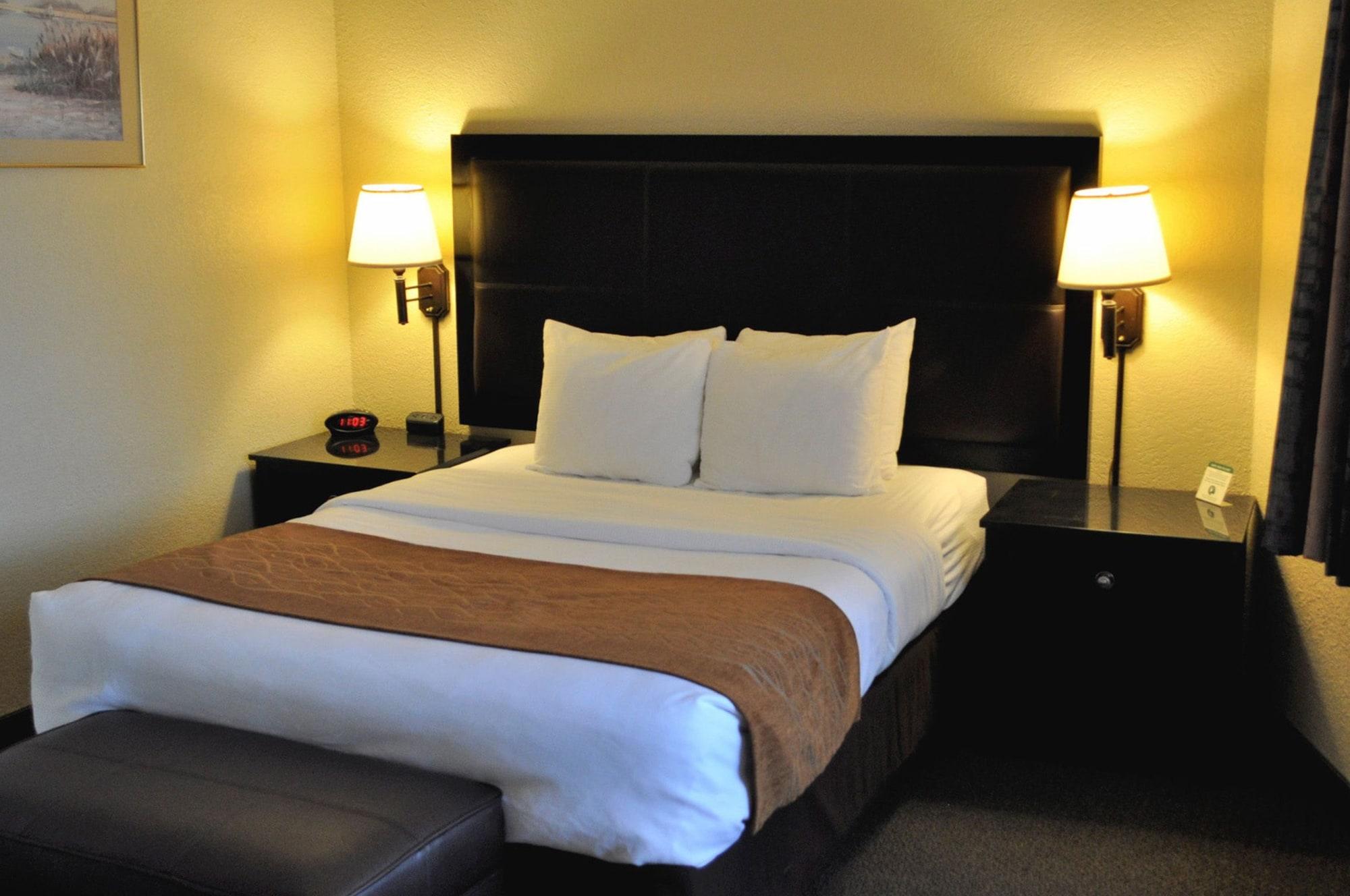 Comfort Inn & Suites Lincoln City Extérieur photo