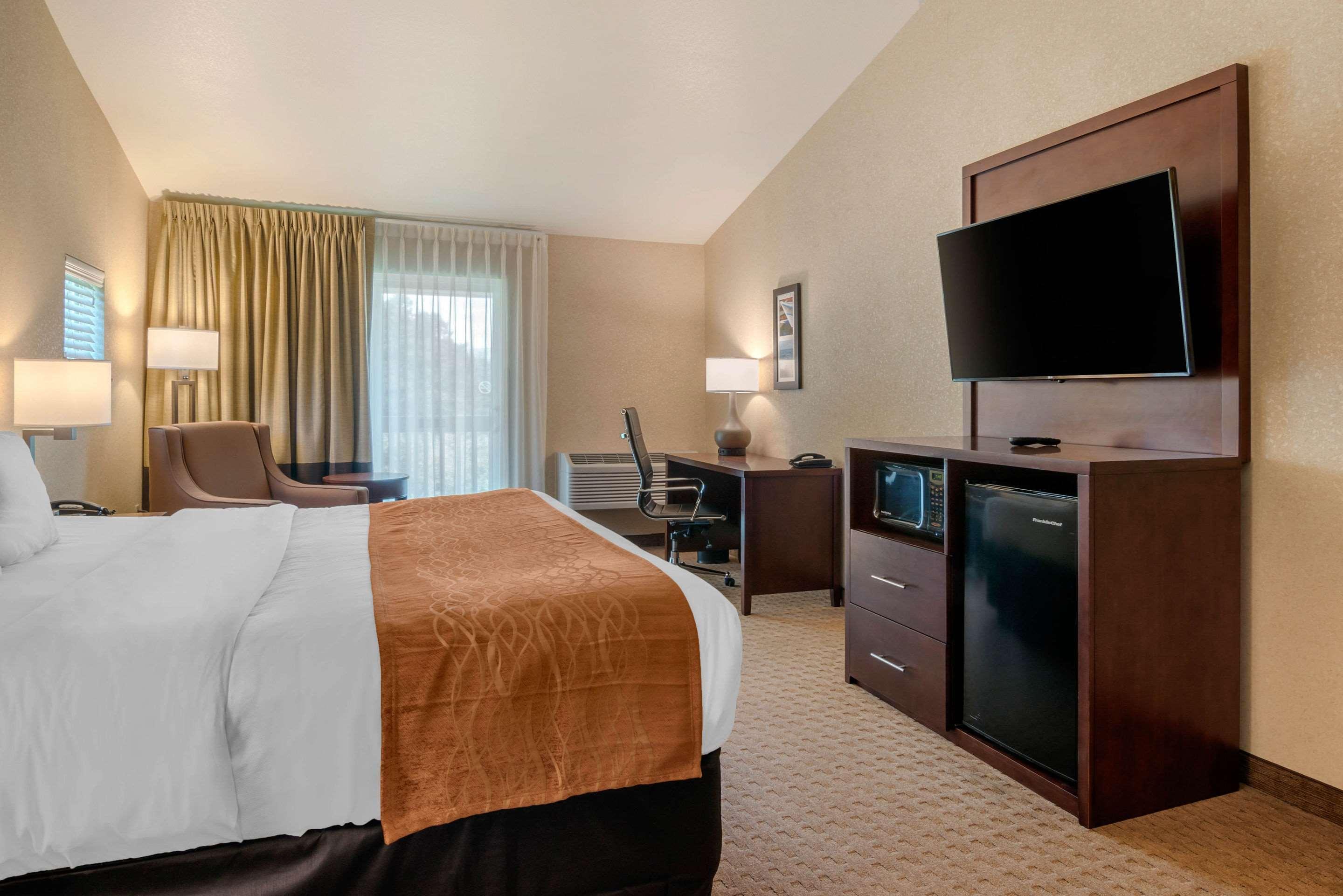 Comfort Inn & Suites Lincoln City Extérieur photo