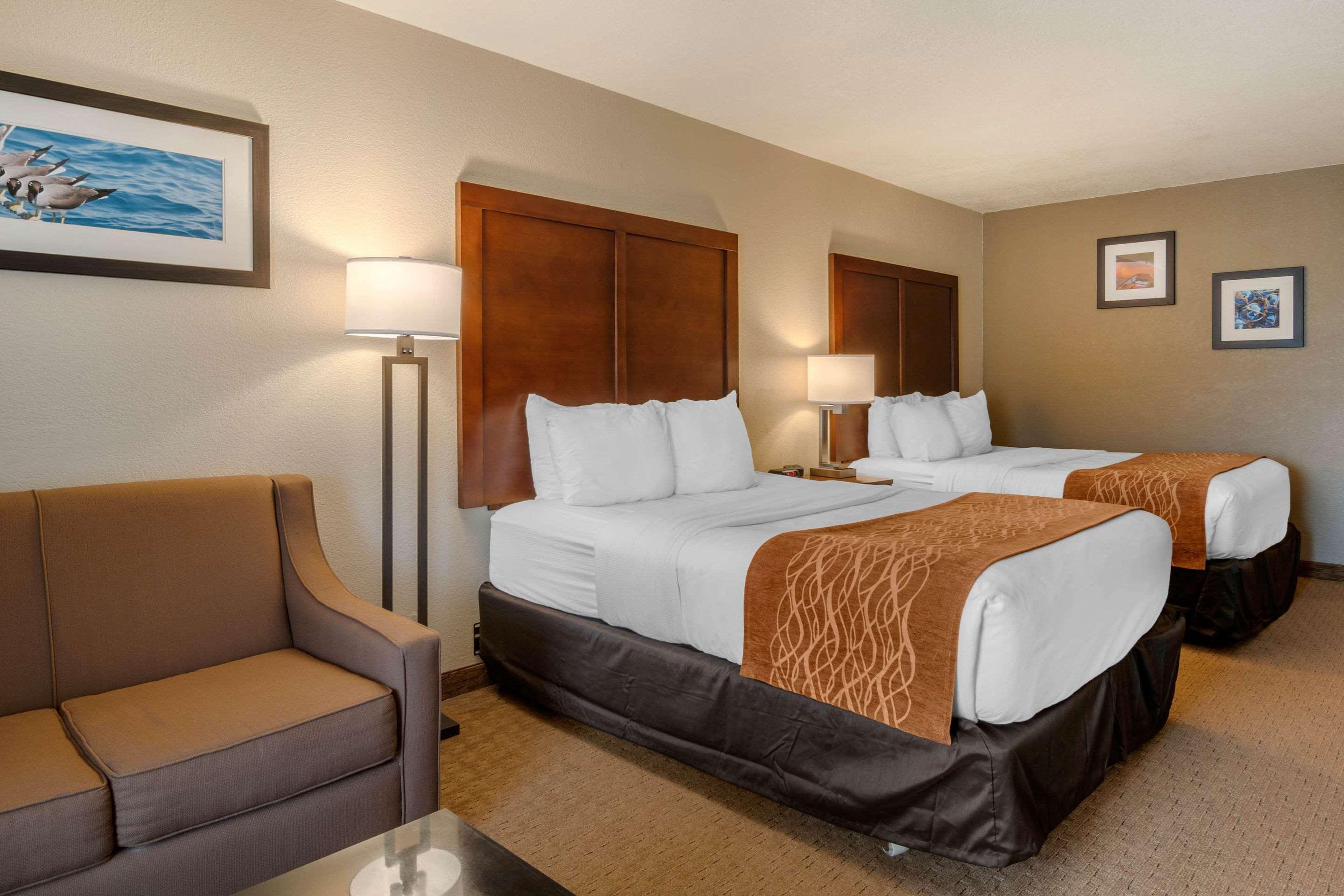 Comfort Inn & Suites Lincoln City Extérieur photo