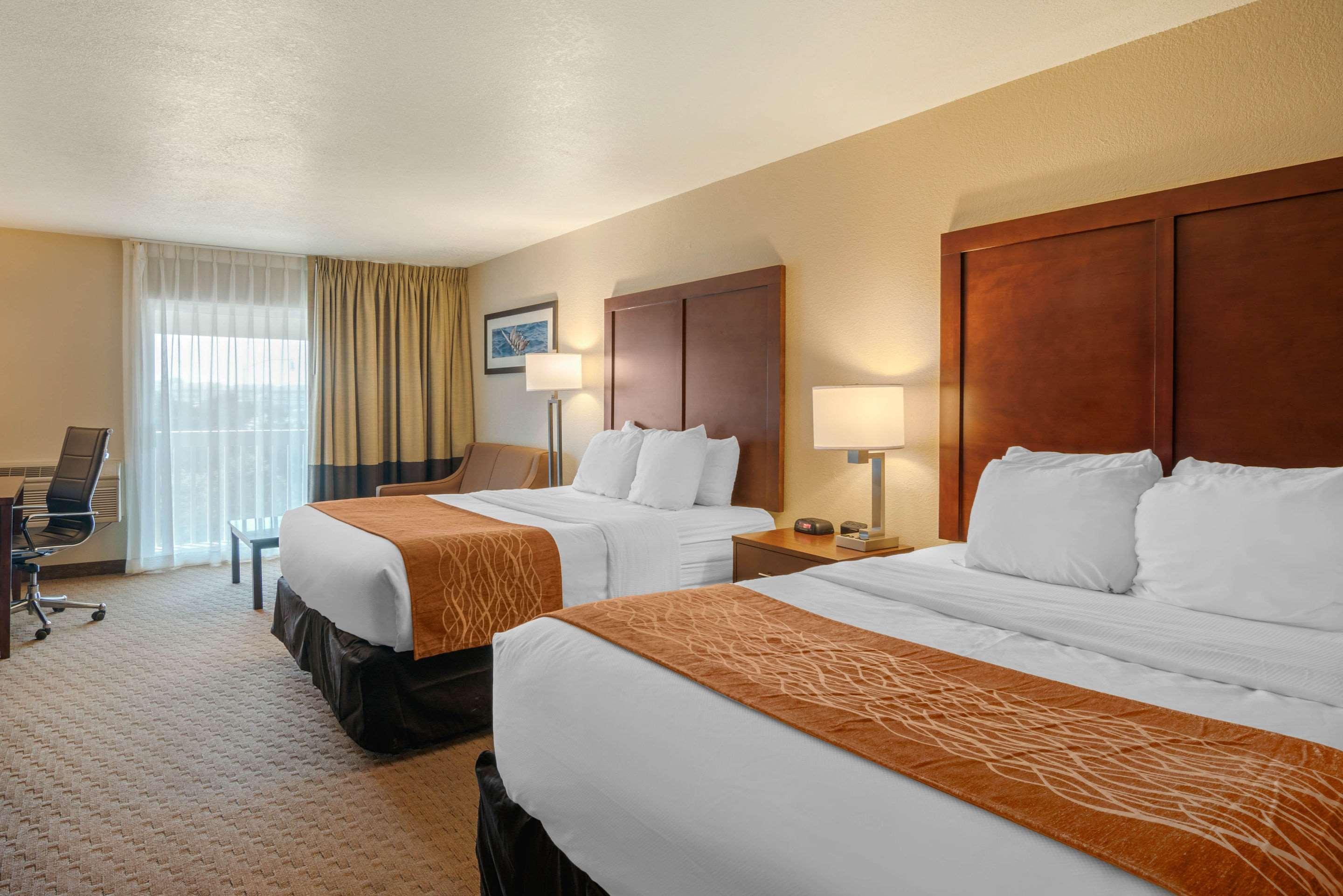 Comfort Inn & Suites Lincoln City Extérieur photo