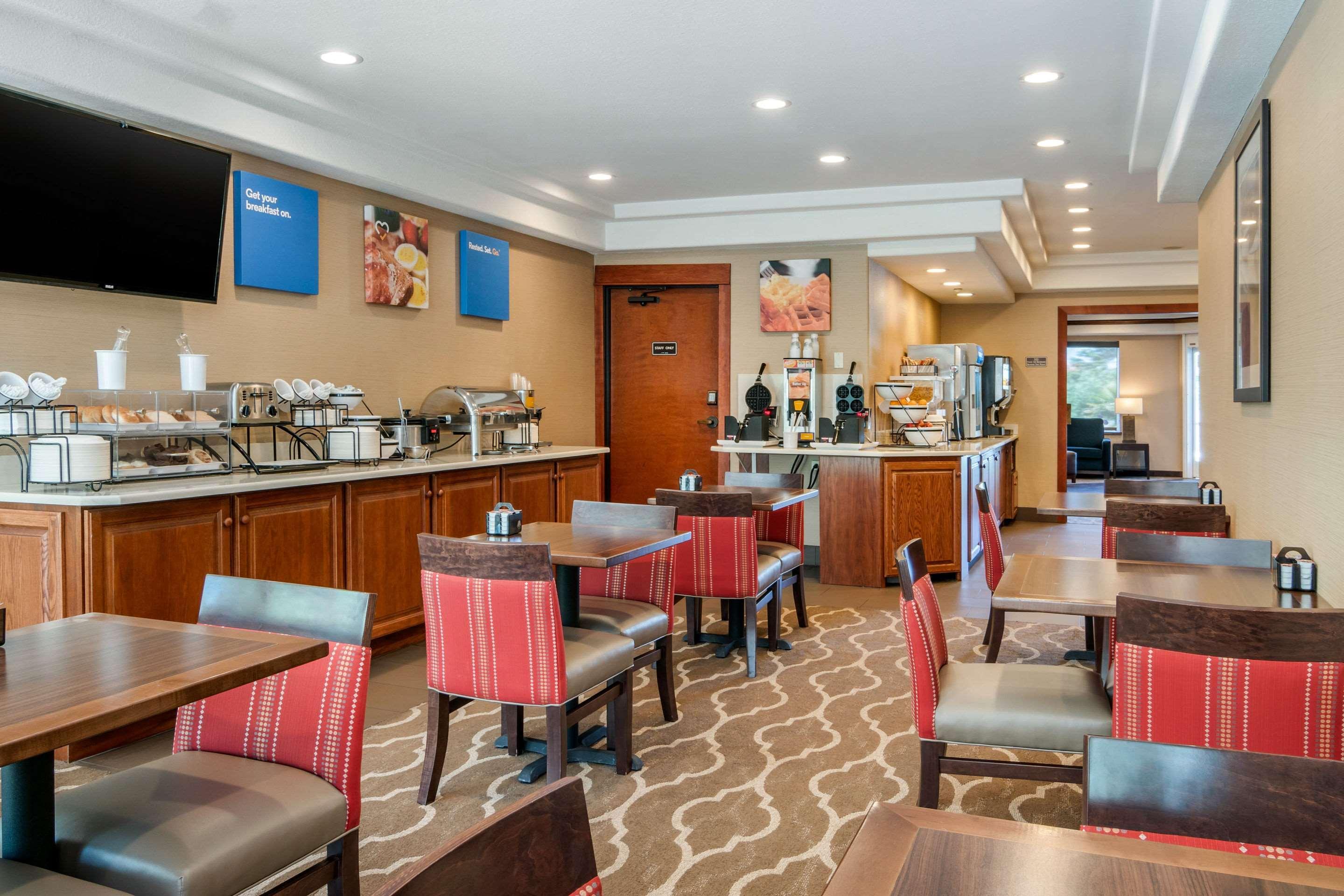 Comfort Inn & Suites Lincoln City Extérieur photo