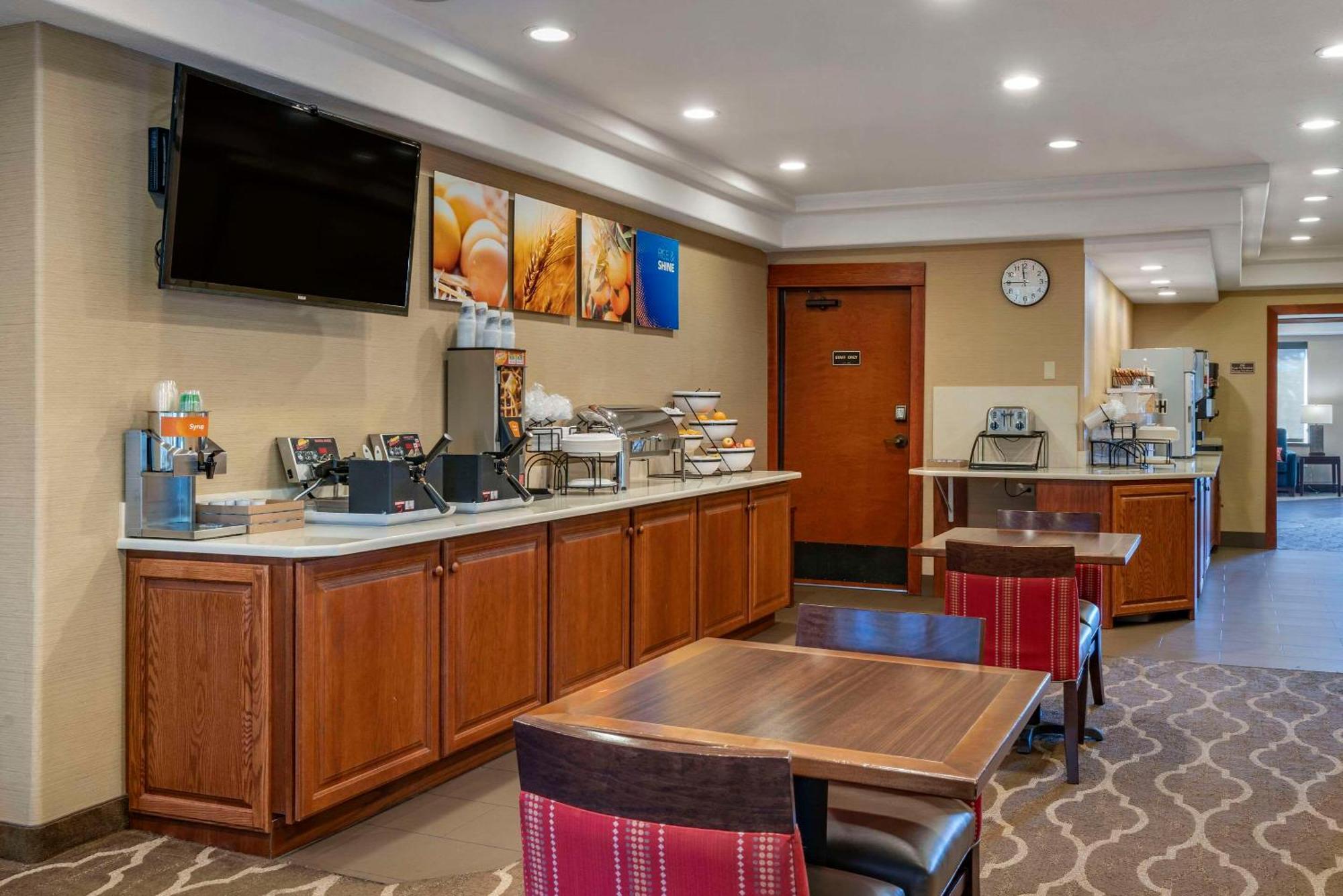 Comfort Inn & Suites Lincoln City Extérieur photo