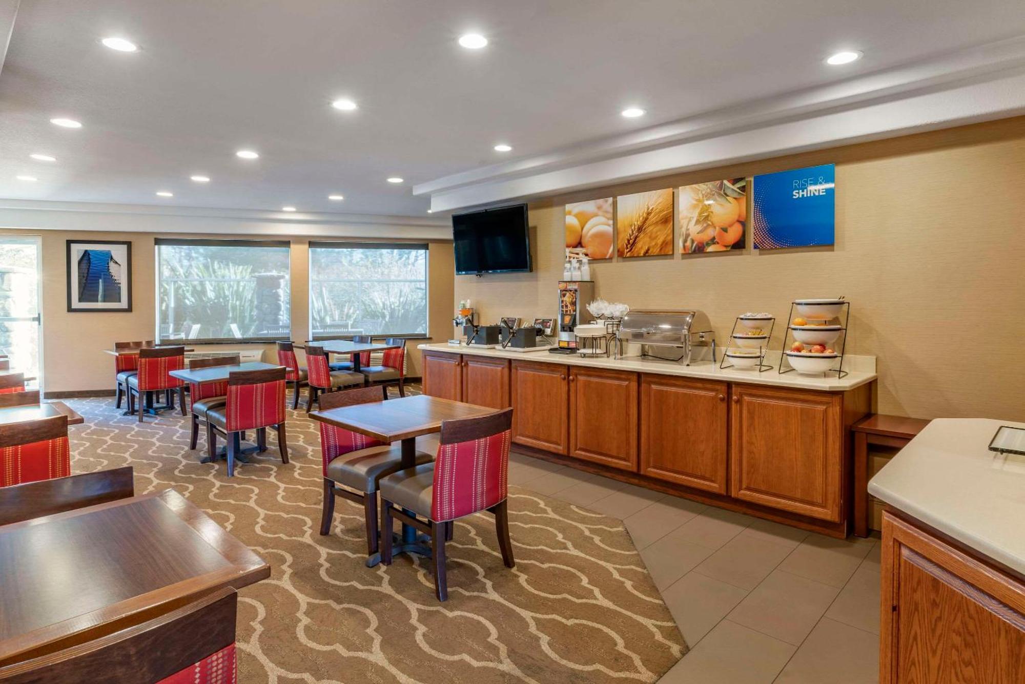 Comfort Inn & Suites Lincoln City Extérieur photo