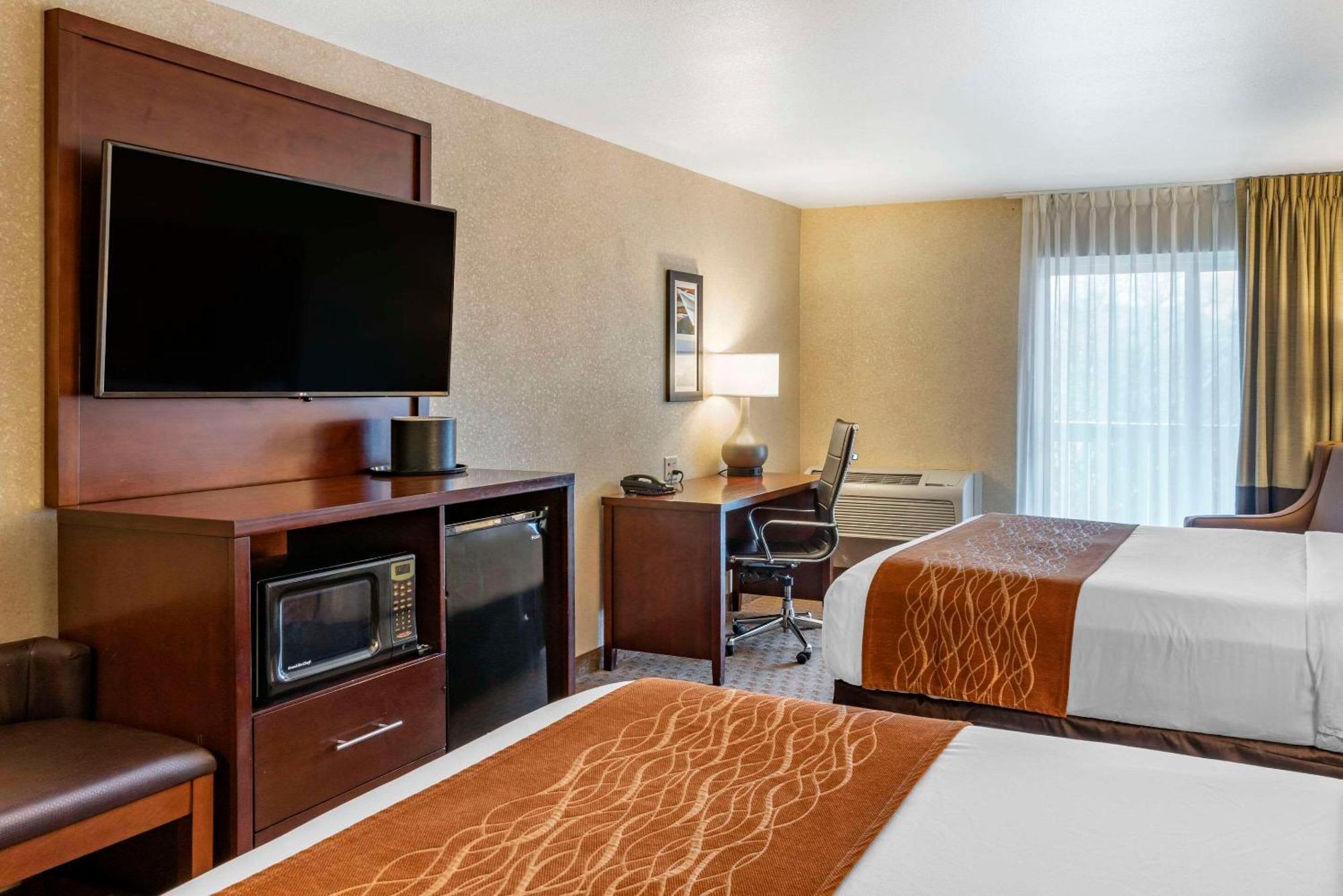 Comfort Inn & Suites Lincoln City Extérieur photo