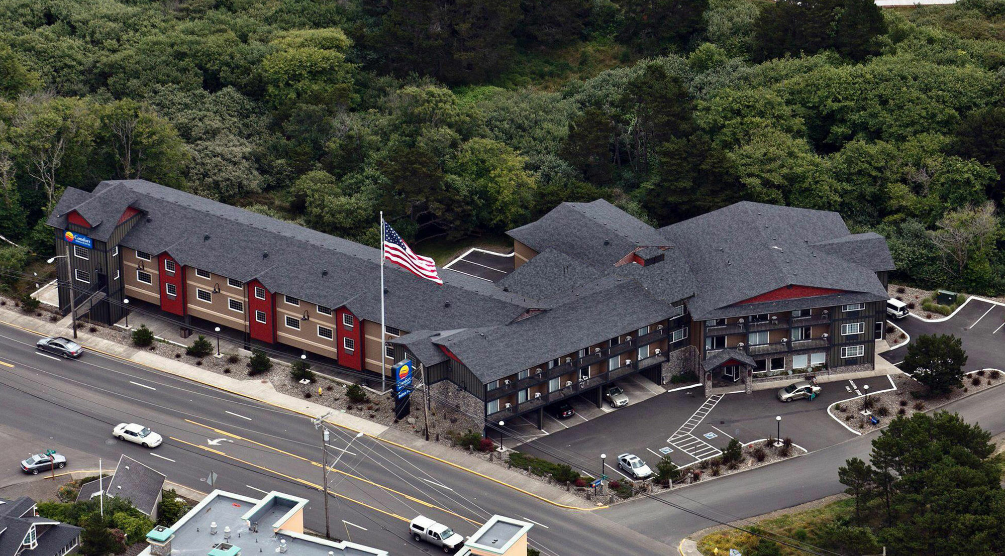 Comfort Inn & Suites Lincoln City Extérieur photo